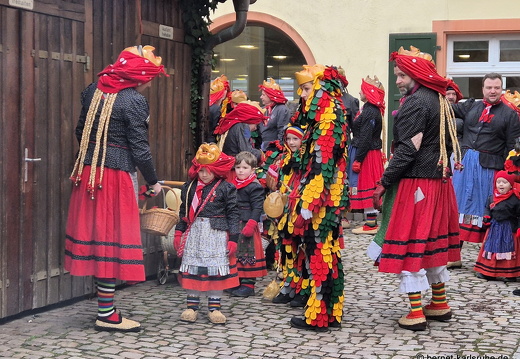 25-03-01-innenstadt-fasching-009
