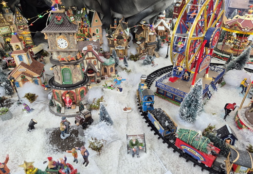 24-10-12-obi-weihnachtsmarkt-008