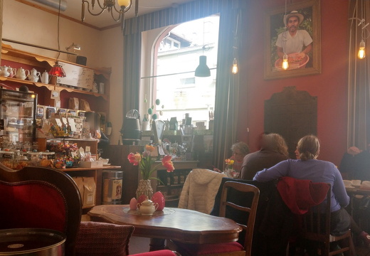 24-03-21-innenstadt-cafe arnold-