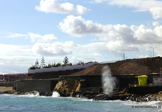 23-11-24-pdr-strand-102