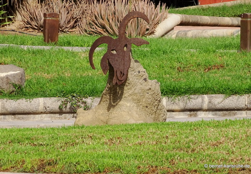 23-11-26-pdr-skulptur-ziege-014