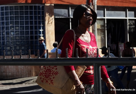 20-02-08-saint georges-busstation-wartezeit-014