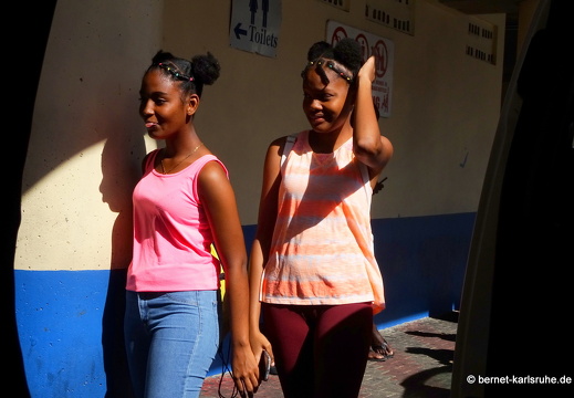 20-02-08-saint georges-busstation-wartezeit-018