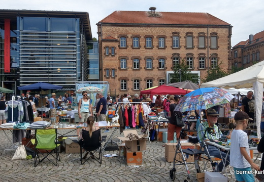 23-07-15-kulturforum-reithalle-flohmarkt-004