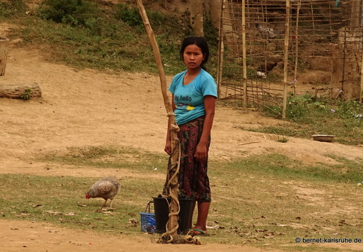 15-02-04-mekongtour-2-khmu-dorf-019