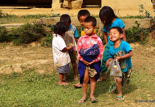 15-02-04-mekongtour-2-khmu-dorf-074