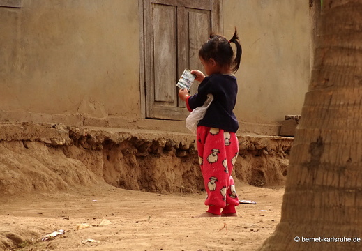 15-02-04-mekongtour-2-khmu-dorf-082