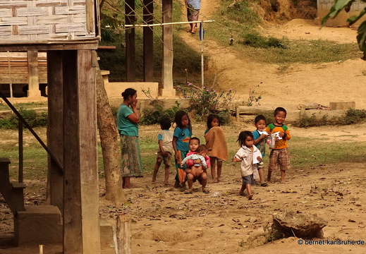 15-02-04-mekongtour-2-khmu-dorf-089