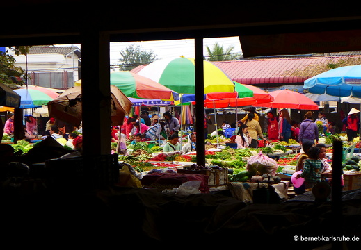 15-02-08-luangnamtha-traditioneller markt-237