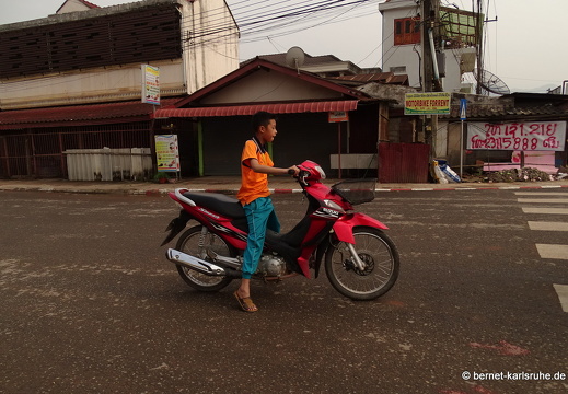 15-02-13-oudomxai-089