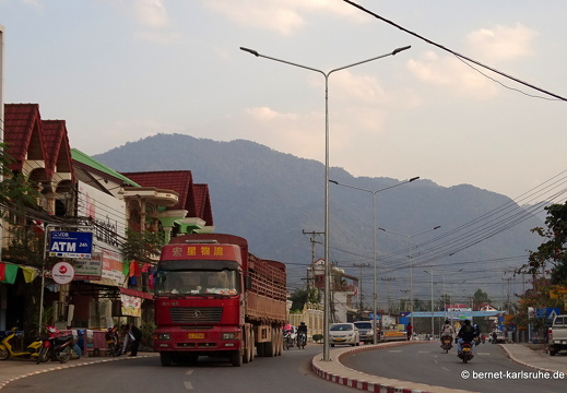 15-02-15-oudomxai-220