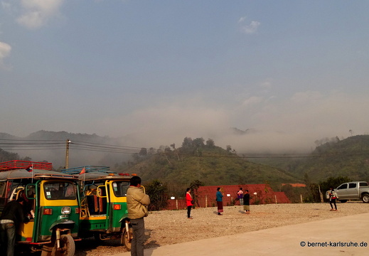 15-02-16-oudomxai-busstation-sued-090