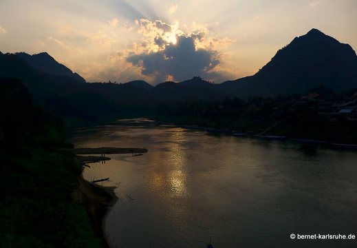 15-02-18-nongkiao-sonnenuntergang-007