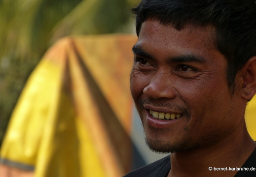 15-02-28-luangprabang-kirmesplatz-039