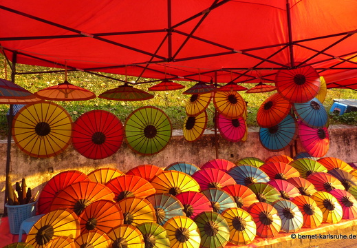 15-02-28-luangprabang-nachtmarkt-020