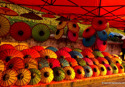15-02-28-luangprabang-nachtmarkt-025