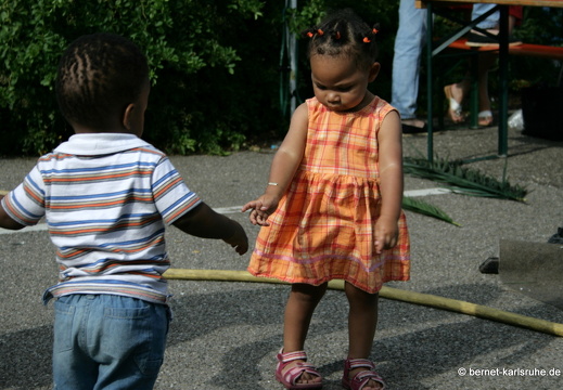 08-07-26-afrikafest 134