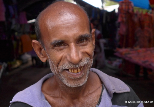 14-02-01-mahiyangana-markt-065