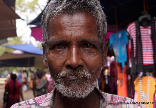 14-02-01-mahiyangana-markt-074