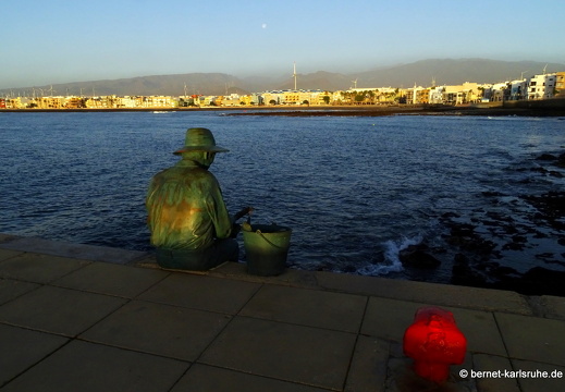 24-01-27-arinaga-skulpur-angler-calima