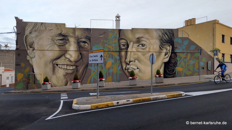 22-12-10-los realejos-wandmalerei-001.JPG