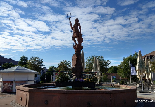 22-06-02-freudenstadt-neptunbrunnen--