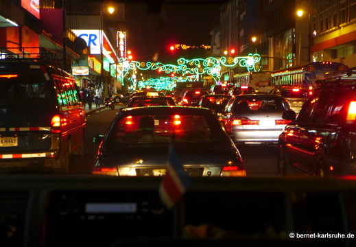 12-12-08-sanjose-weihnachtsbeleuchtung-03