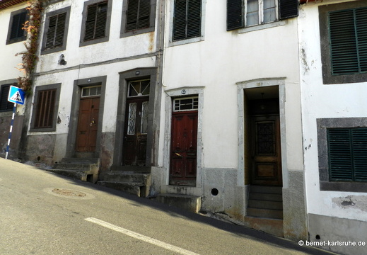 12-03-03-funchal-hausfront-1