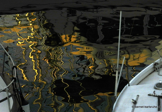 12-03-13-funchal-sonnenaufgang-hafen-spiegelung-110