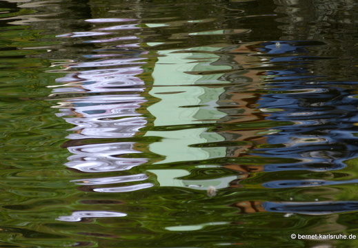 12-08-29-bad-wildbad-kurpark-spiegelung-045