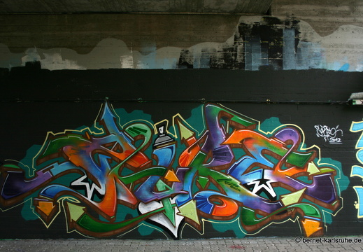 12-04-30-alb-graffiti-025