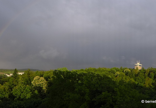 13-07-03-wasserturm-regenbogen-003