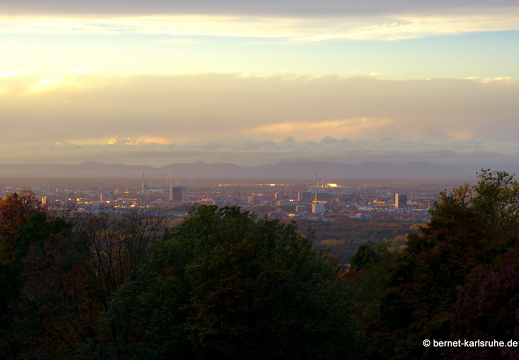 13-10-23-blick auf karlsruhe-sonnenuntergang-007