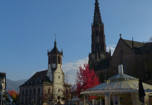 21-11-06-kirche-kirchplatz-rathaus-003