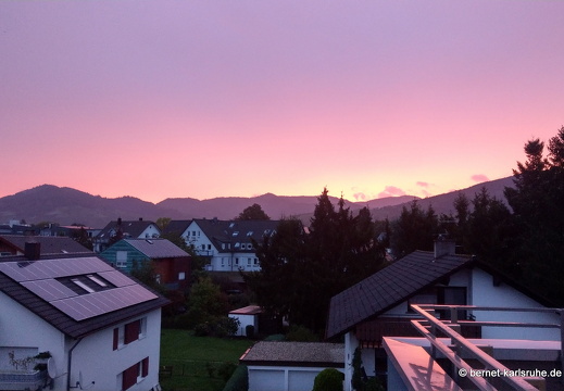 22-10-01-lessingaussicht-morgenrot-