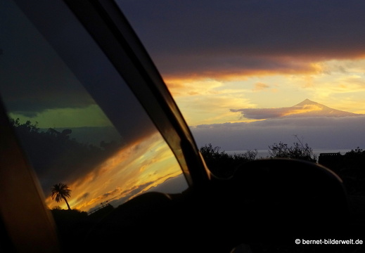 16-02-26-agulo-bushaltestelle-sonnenaufgang-spiegelung-002