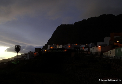 16-02-28-agulo-sonnenaufgang mit regen-002