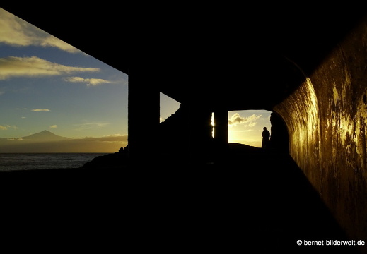 16-03-08-san sebastian-aussichtsterrasse-sonnenaufgang-tunnel-008
