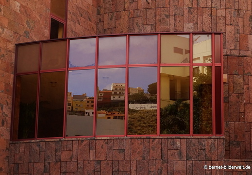 16-03-08-san sebastian-cabildo insular-003