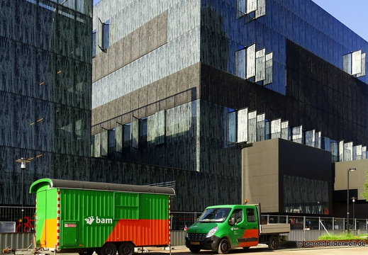 16-07-04-unigelaende-106 Linienkorrektur