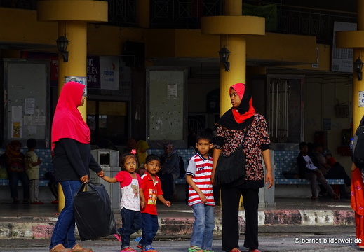 17-01-27-kamunting-busbahnhof-007