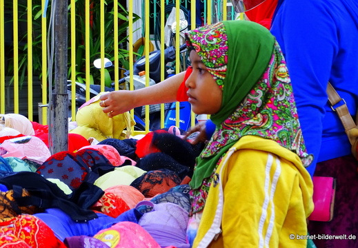 17-02-13-bayanlepas-nachtmarkt-054