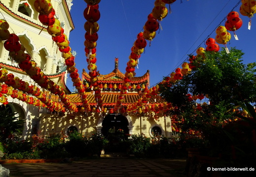 17-02-14-penang-kekloksi-temple-112