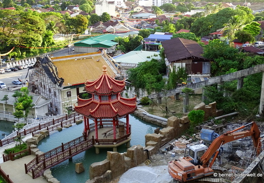 17-02-16-kekloksi-temple-001