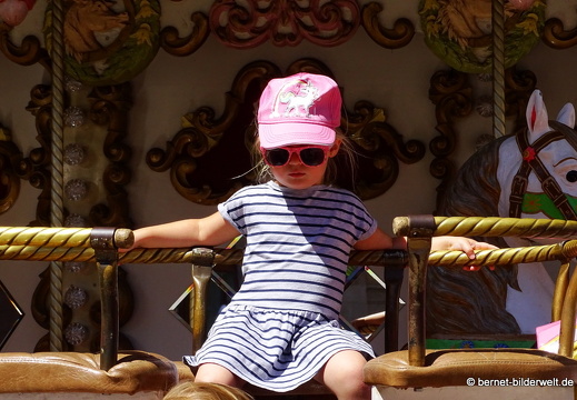 17-06-18-strasbourg-zentrum-gutenberg-karussell-019