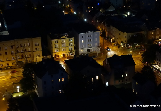 18-05-09-augsburg-hotelturm-28og-nachtaufnahmen-004