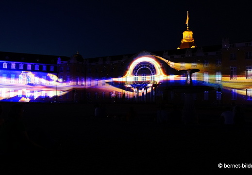 19-08-26-schlosslichtspiele-our only blue one-002