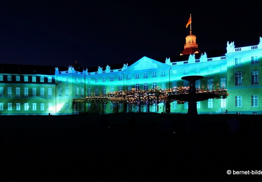 19-08-26-schlosslichtspiele-our only blue one-007 Linienkorrektur