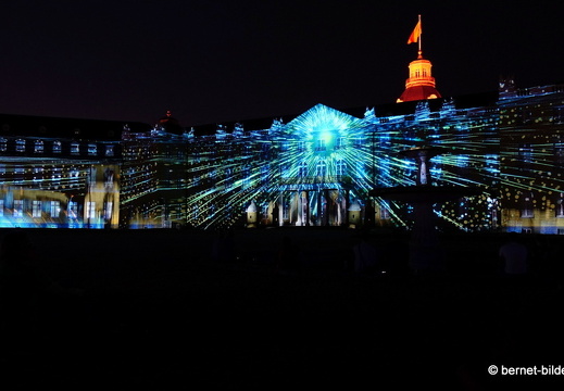 19-08-26-schlosslichtspiele-our only blue one-010