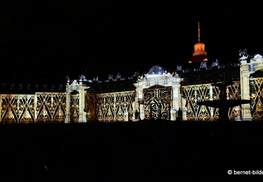 19-08-29-schlosslichtspiele-evolution of love 2019-007 Linienkorrektur